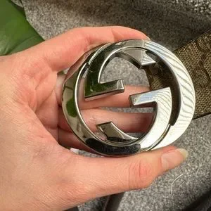 Gucci | Accessories | Unisex Gucci Grey Supreme Logomania  display picture 3